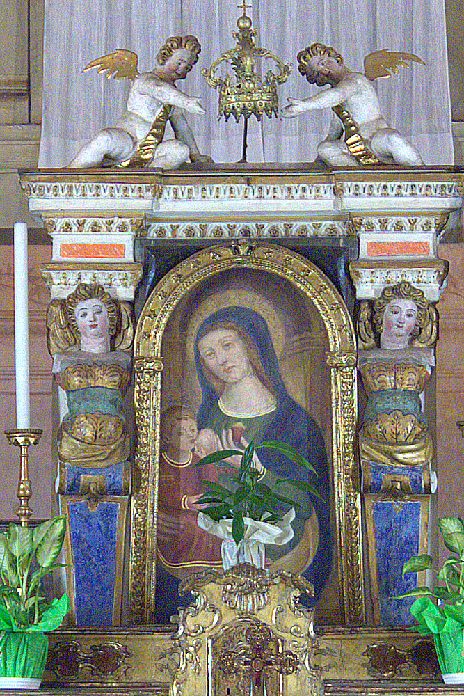 La Madonna del Latte sull'altare maggiore